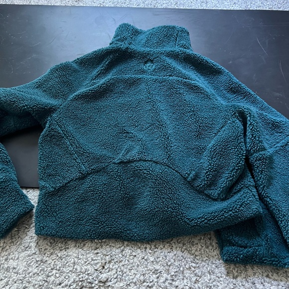 Lululemon Scuba Oversized Cropped Fleece Funnel Neck - Picture 3 of 6